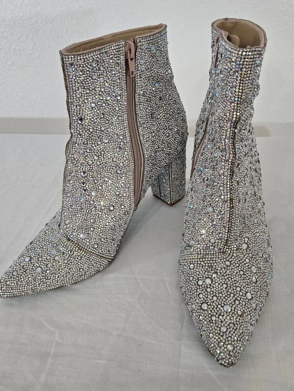 Betsey Johnson Cady Dazzling Silver Rhinestone Ankle Boots Rodeo Party, size 9M